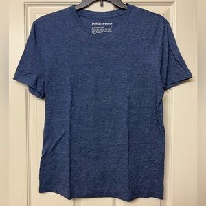 Public Opinion vneck